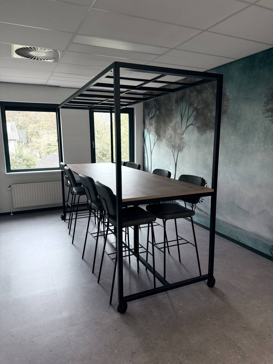 Sta-vergadertafel op maat - Assembly Art
