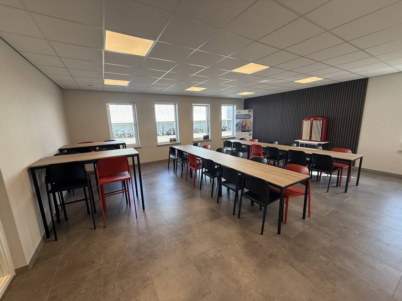 Kantoorverhuizing uitgevoerd door Assembly Art